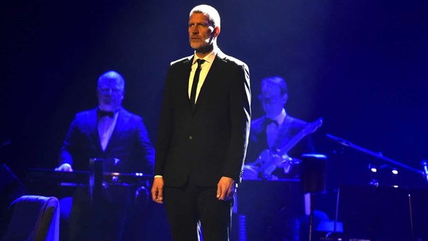 Från köttbullemacka till de stora scenerna Från köttbullemacka till de stora scenerna