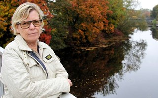 Erika spelade bort familjens pengar