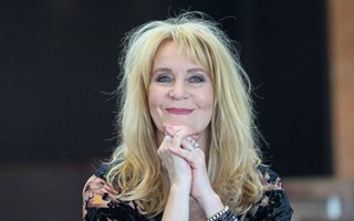 Maria Lundqvist och Bengan Janson till Ängelholm i höst