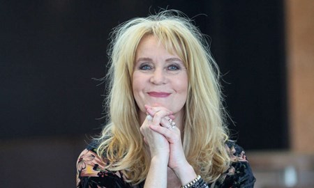 Maria Lundqvist och Bengan Janson till �ngelholm i h�st