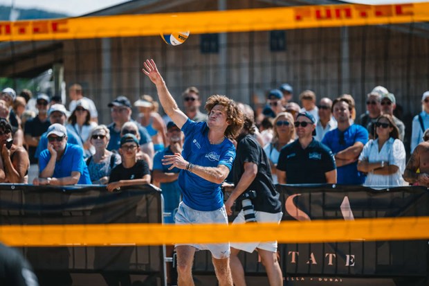 V�rldsstj�rnan Rublev p� plats n�r Beach Trophy gjorde efterl�ngtad comeback